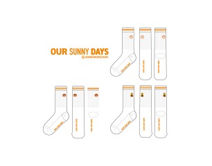 거북이북스의 여자 패션 자수 장목양말 제작사례